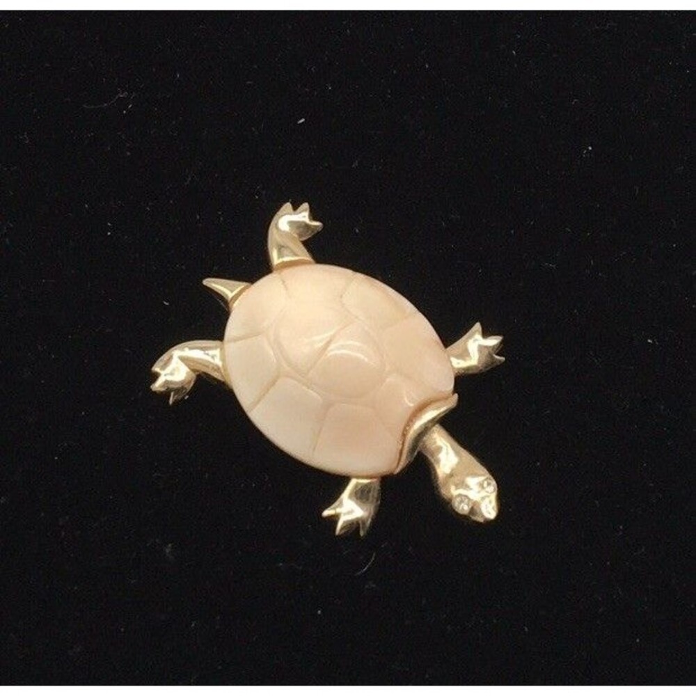 Vintage  Turtle Brooch Pin With Carved Pink Blush Seashell Back Rhinestone Eyes
